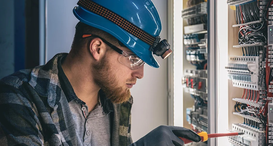 Expert Electrician for House & Office Rewiring